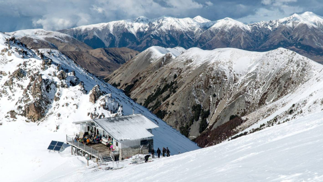 Craigieburn Valley snow field